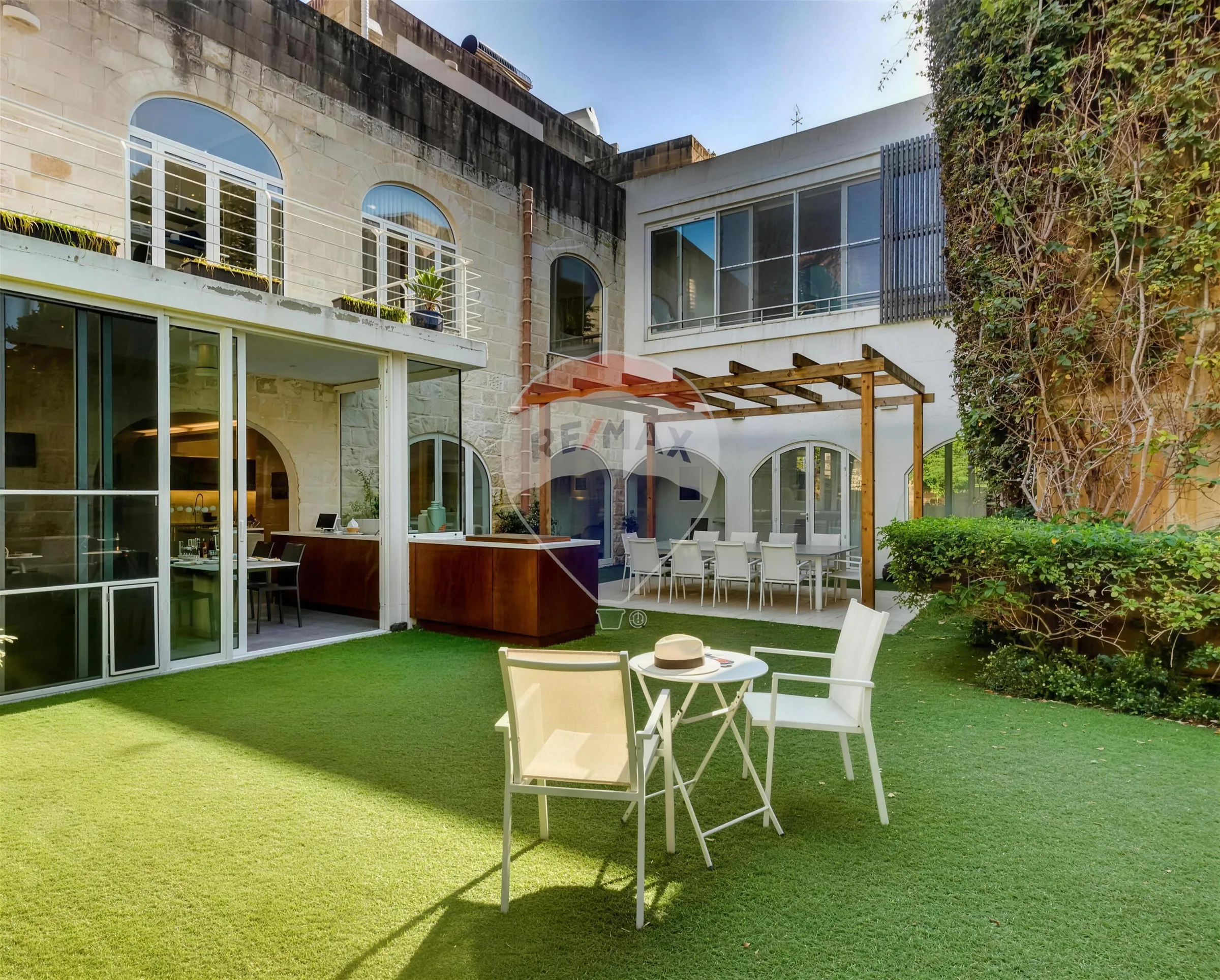 House of character with pool