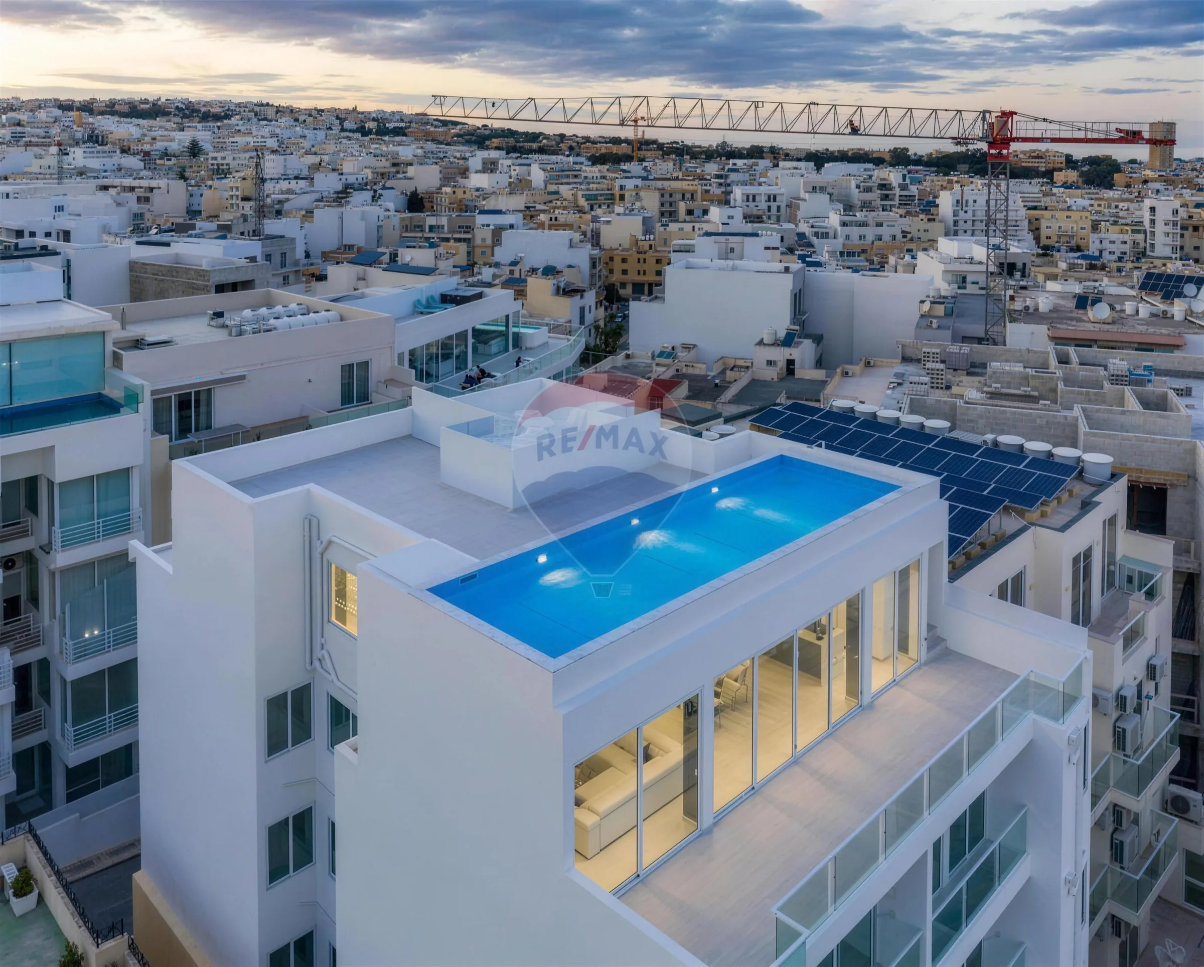Penthouse with rooftop pool